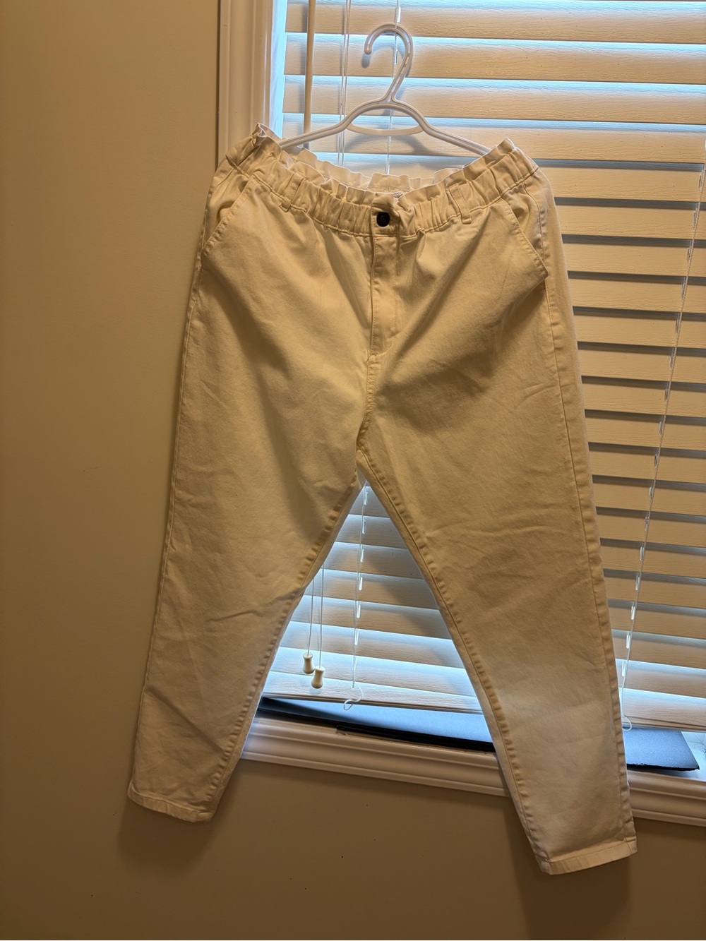 Cleo white Elastic Waist Trousers